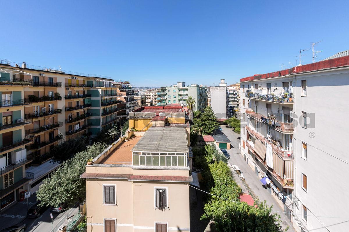 Foto 27 di 39 - Appartamento in vendita a Portici
