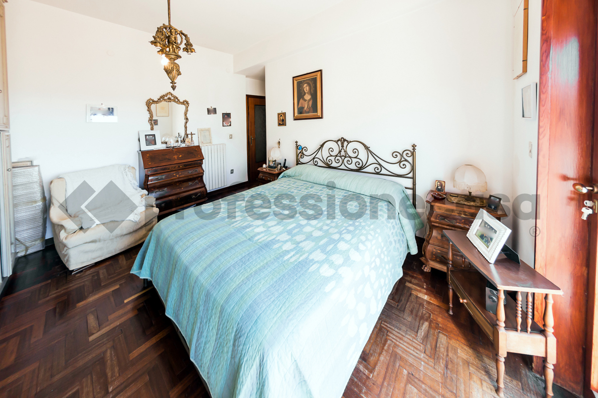 Foto 23 di 39 - Appartamento in vendita a Portici
