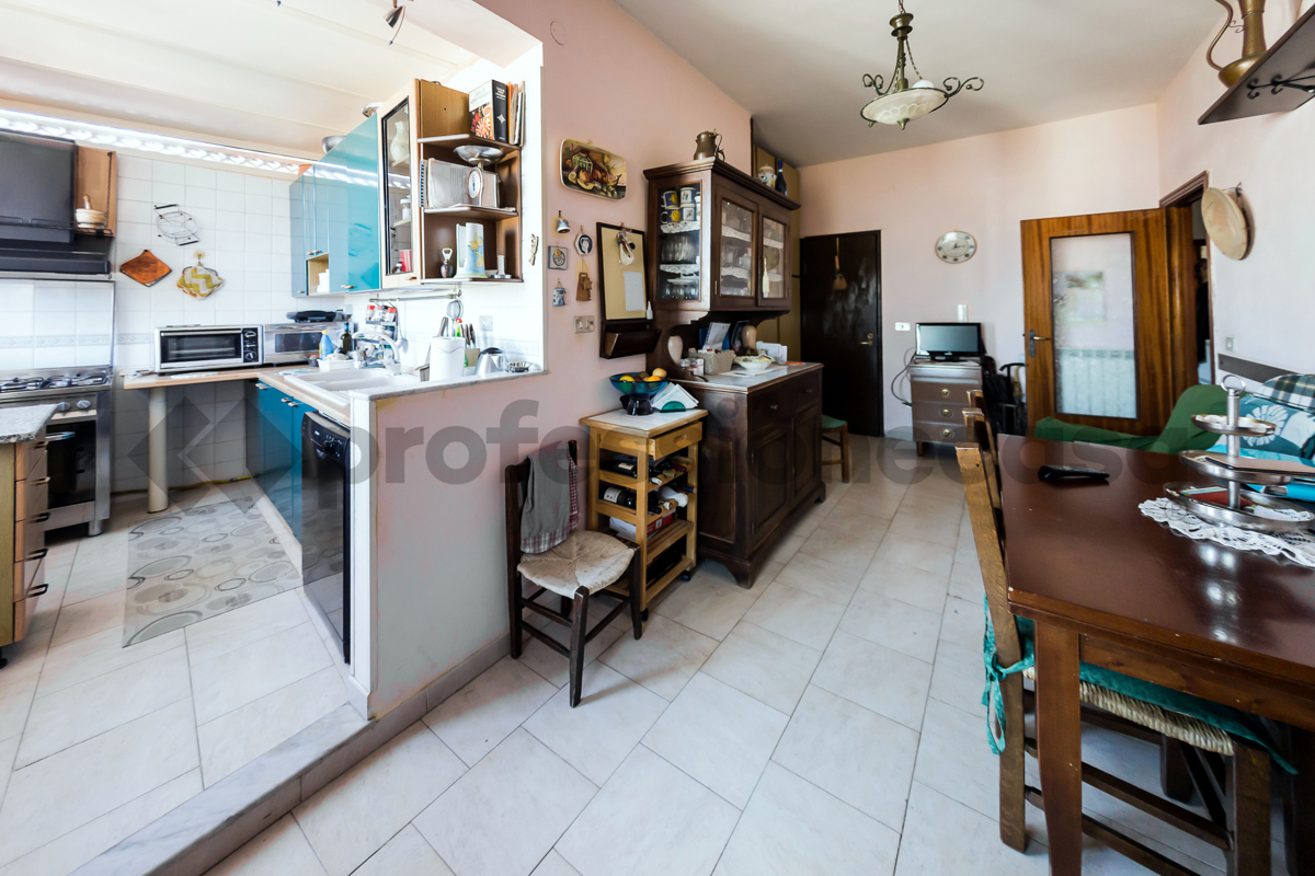Foto 24 di 39 - Appartamento in vendita a Portici