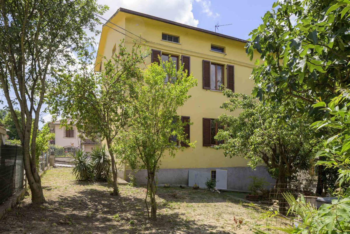 Foto 7 di 21 - Casa indipendente in vendita a Gubbio