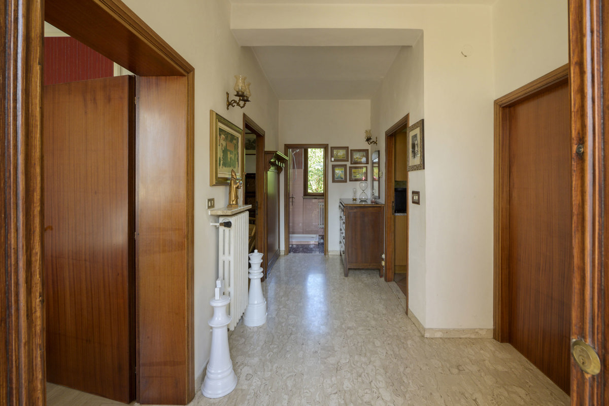 Foto 12 di 21 - Casa indipendente in vendita a Gubbio