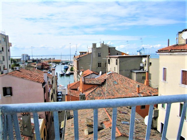 Foto 1 di 19 - Appartamento in vendita a Chioggia