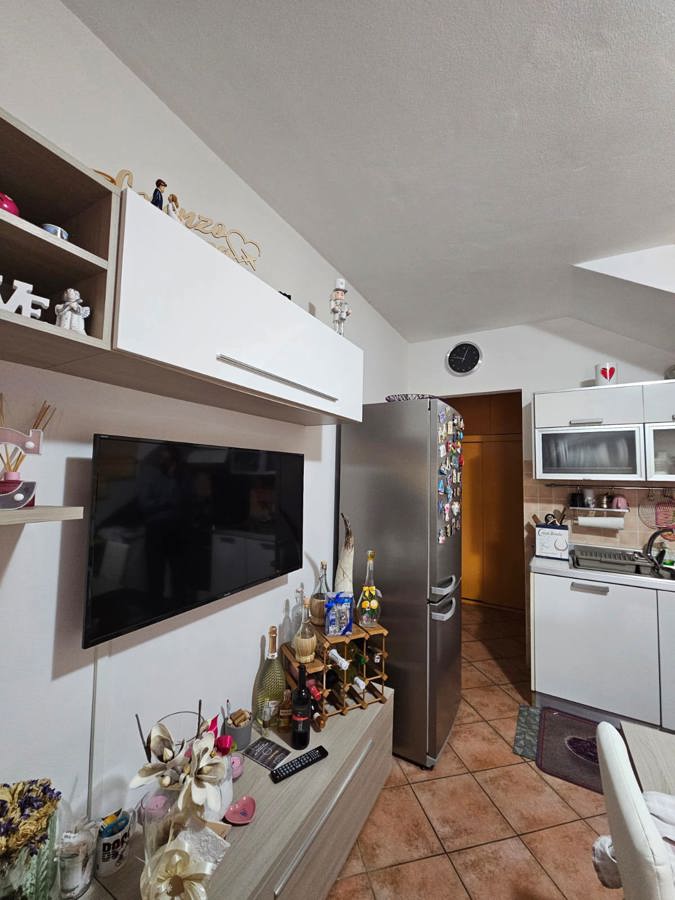 Foto 2 di 17 - Appartamento in vendita a Arezzo