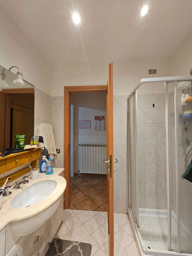 Foto 15 di 17 - Appartamento in vendita a Arezzo