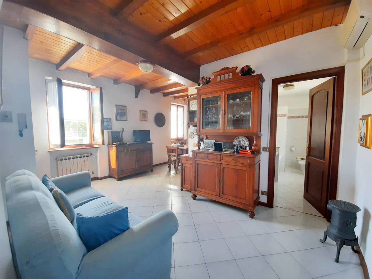 Foto 3 di 11 - Appartamento in vendita a Piacenza