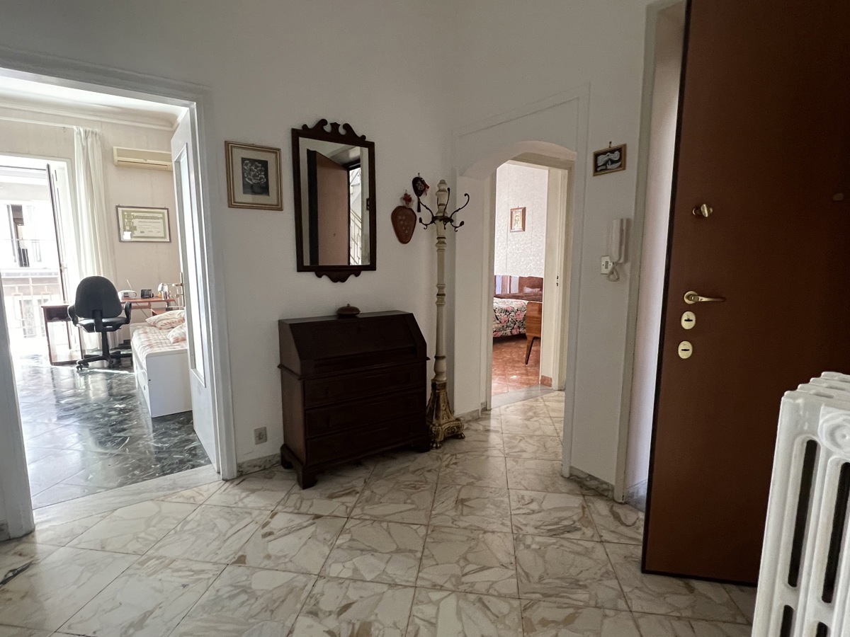 Foto 8 di 14 - Appartamento in vendita a Taranto