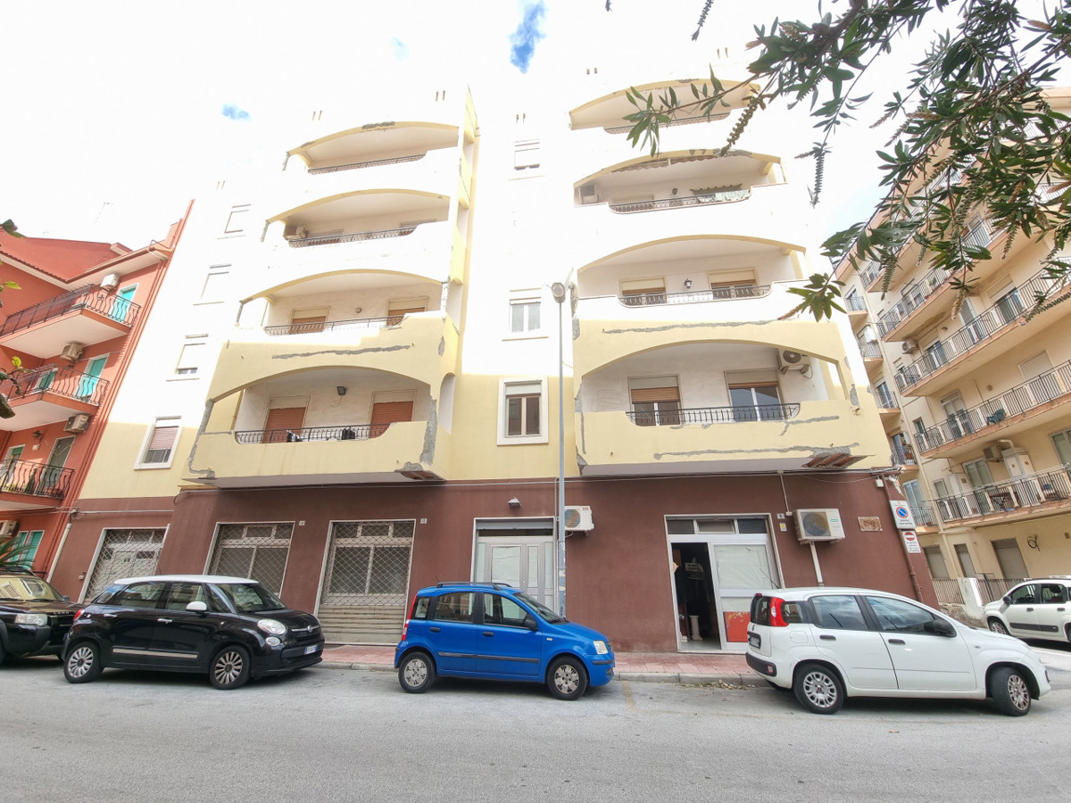 Foto 29 di 31 - Appartamento in vendita a Milazzo
