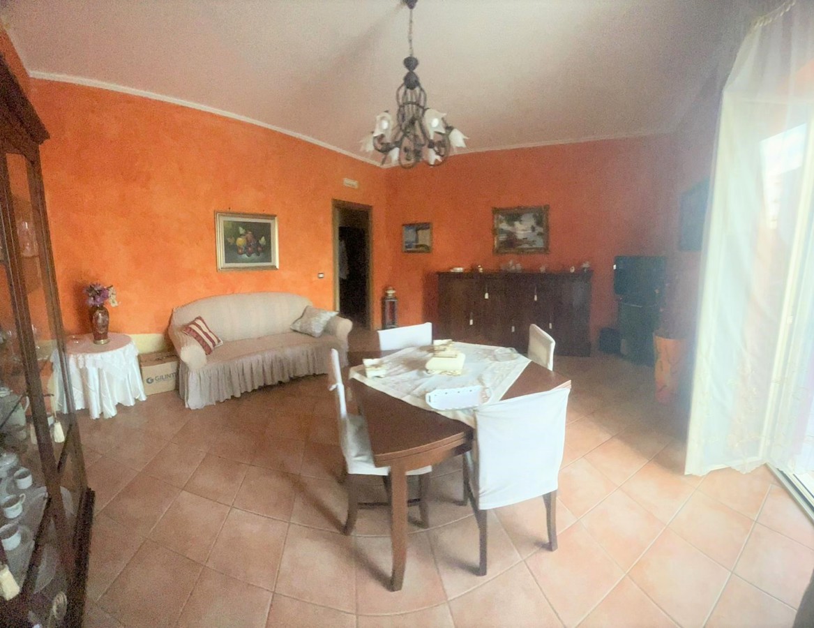 Foto 1 di 17 - Appartamento in vendita a Sessa Aurunca