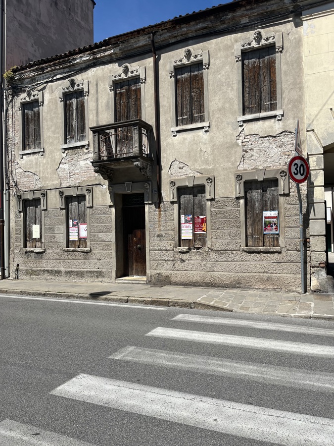 Foto 7 di 9 - Palazzo o stabile in vendita a Monselice