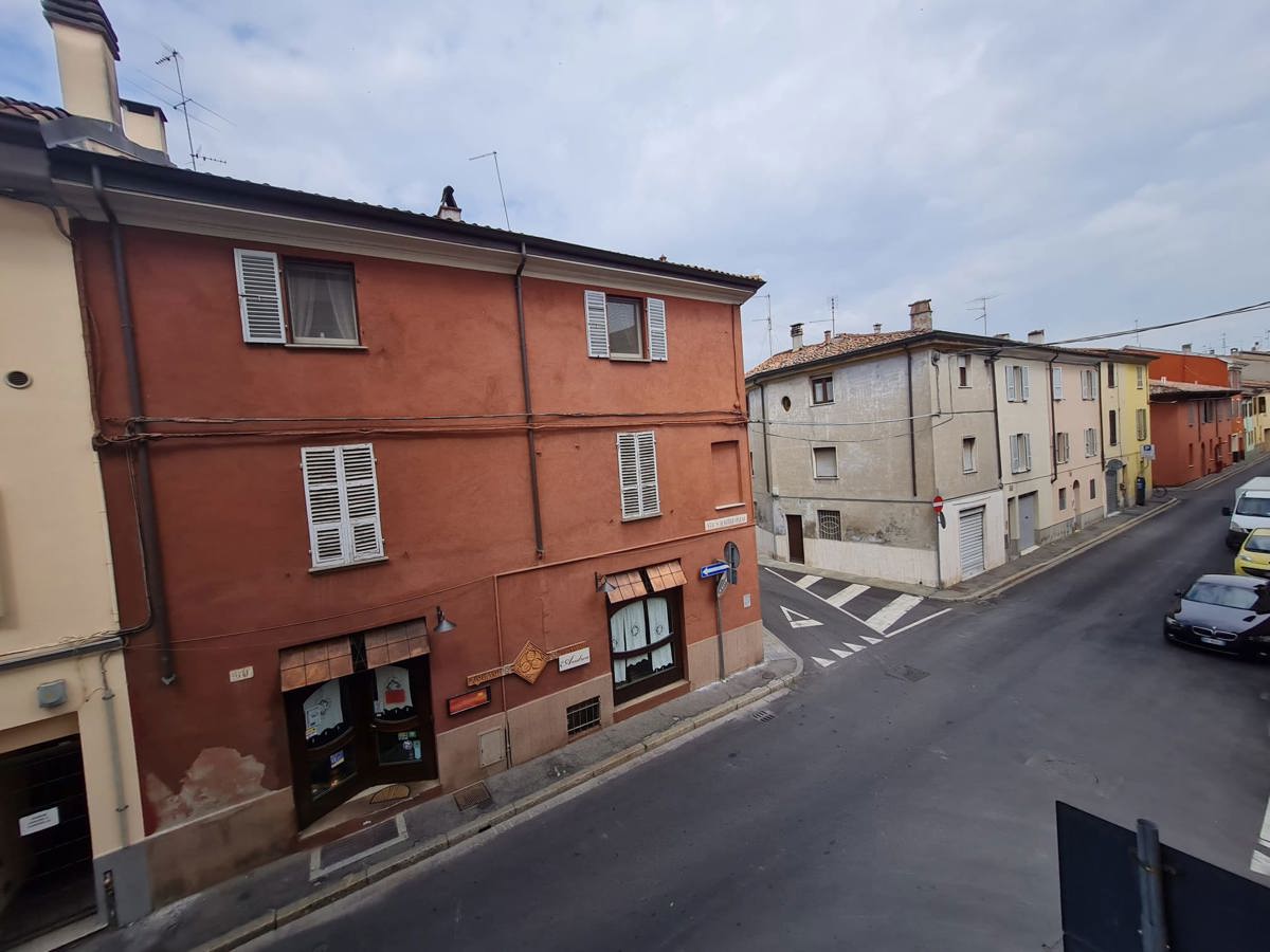 Foto 17 di 20 - Appartamento in vendita a Piacenza