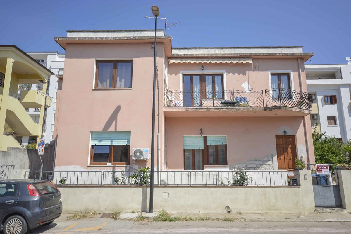 Foto 2 di 28 - Appartamento in vendita a Olbia