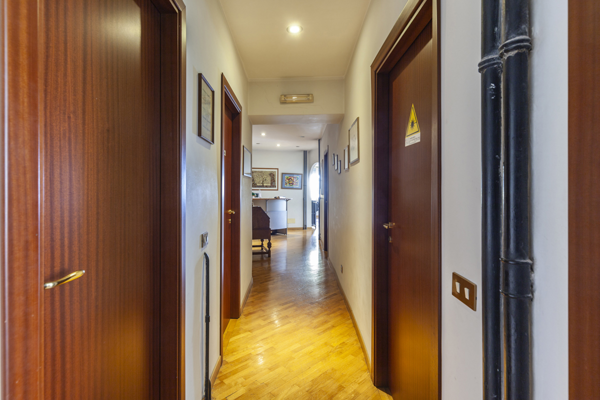 Foto 8 di 27 - Appartamento in vendita a Roma