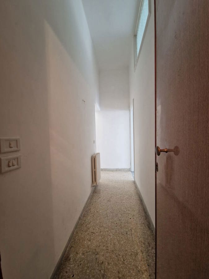 Foto 2 di 22 - Appartamento in affitto a Brindisi