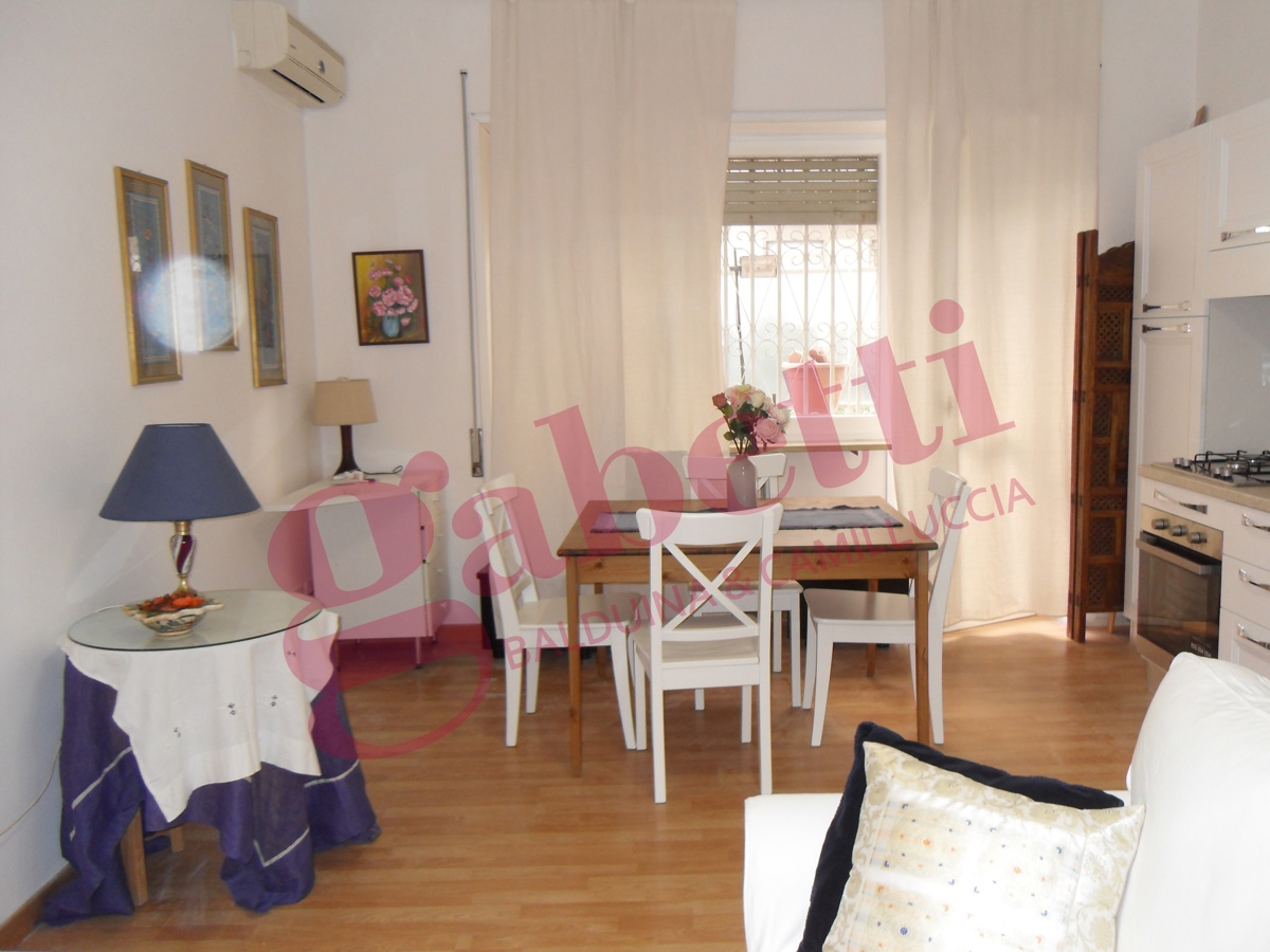 Foto 3 di 24 - Appartamento in vendita a Roma