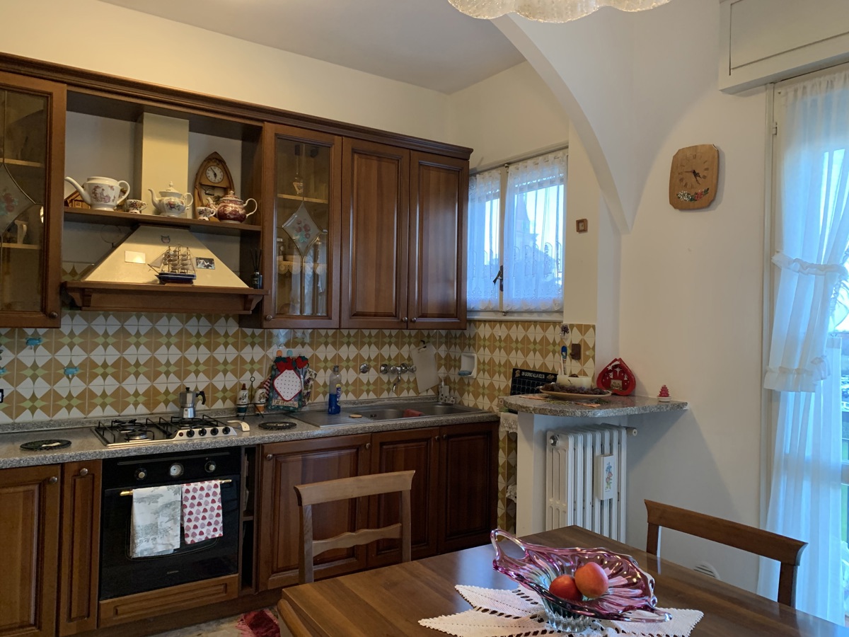 Foto 12 di 28 - Appartamento in vendita a Reggio Emilia