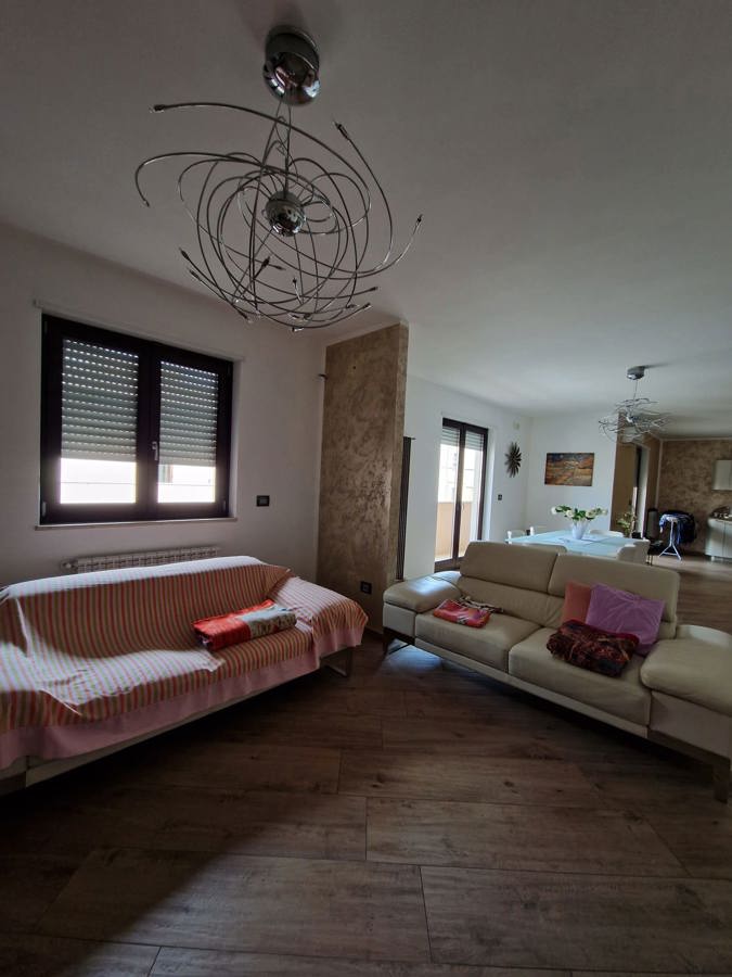 Foto 11 di 44 - Casa indipendente in vendita a Brindisi