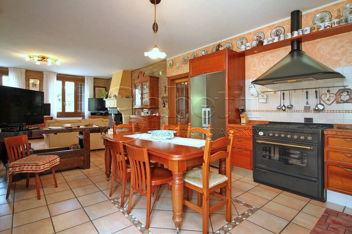 Villa in vendita a Tresignana (FE)
