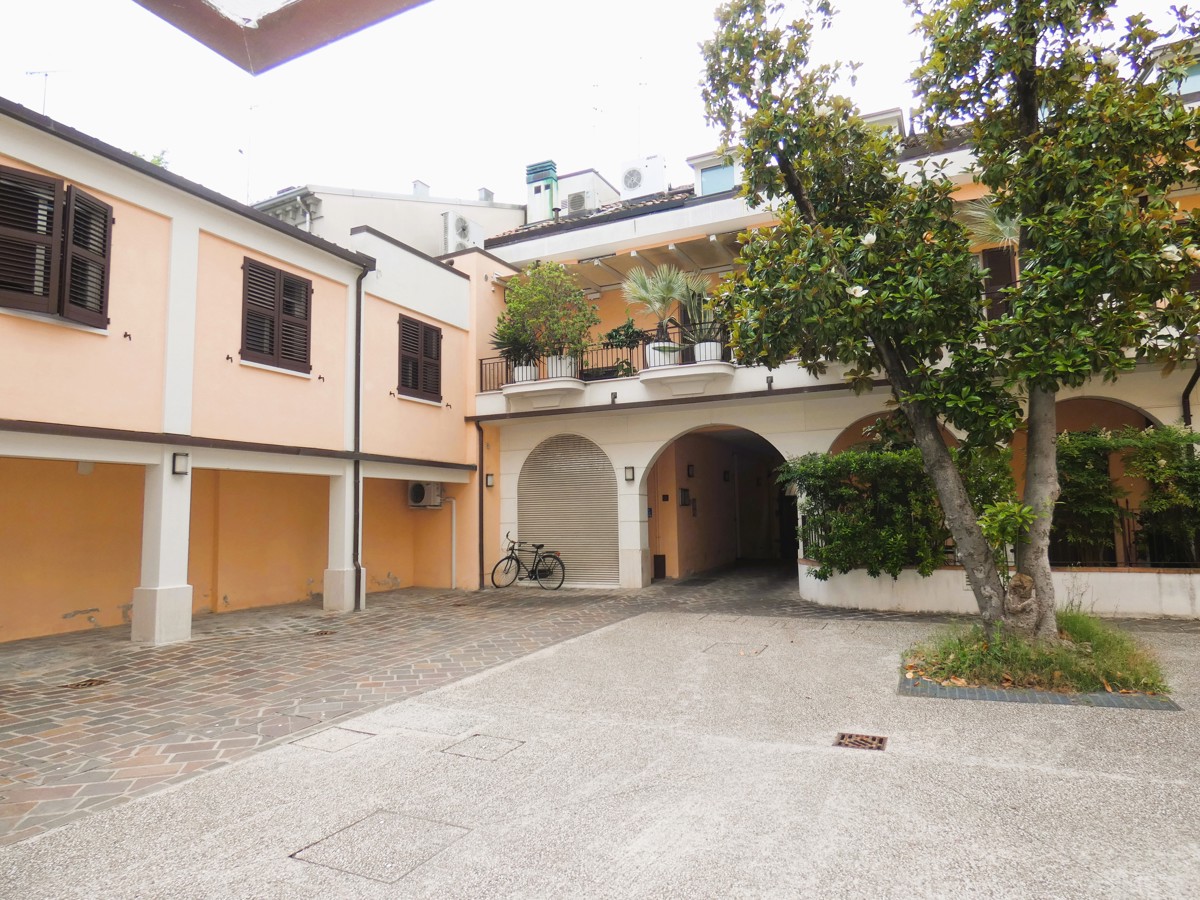 Foto 29 di 31 - Appartamento in vendita a Ravenna
