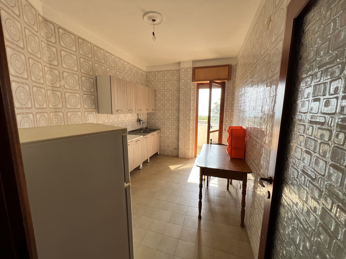 Foto 14 di 34 - Appartamento in vendita a Falconara Albanese
