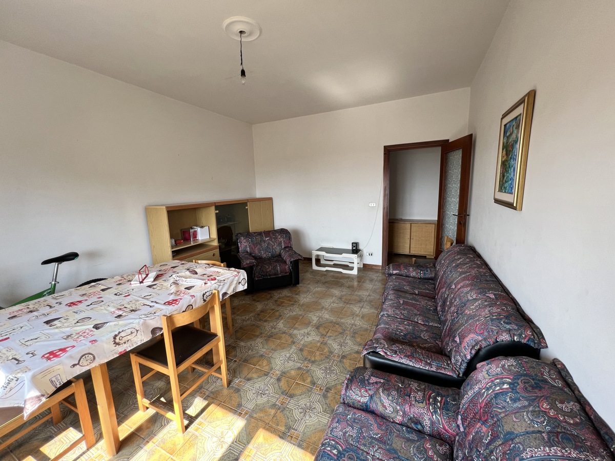Foto 12 di 34 - Appartamento in vendita a Falconara Albanese