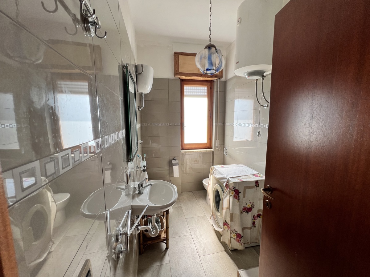 Foto 22 di 34 - Appartamento in vendita a Falconara Albanese