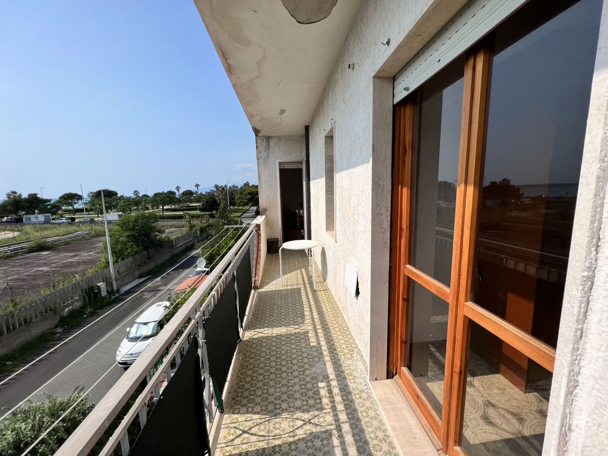 Foto 11 di 34 - Appartamento in vendita a Falconara Albanese