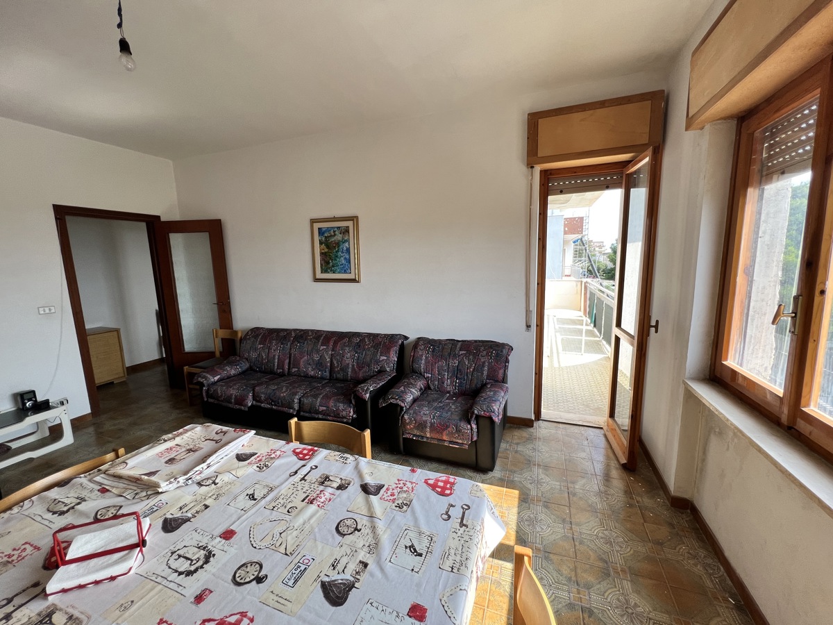 Foto 8 di 34 - Appartamento in vendita a Falconara Albanese