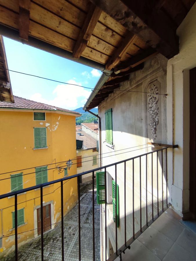 Foto 20 di 30 - Casa indipendente in vendita a Alta Valle Intelvi
