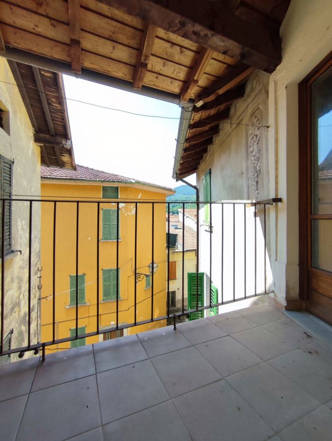 Foto 21 di 30 - Casa indipendente in vendita a Alta Valle Intelvi