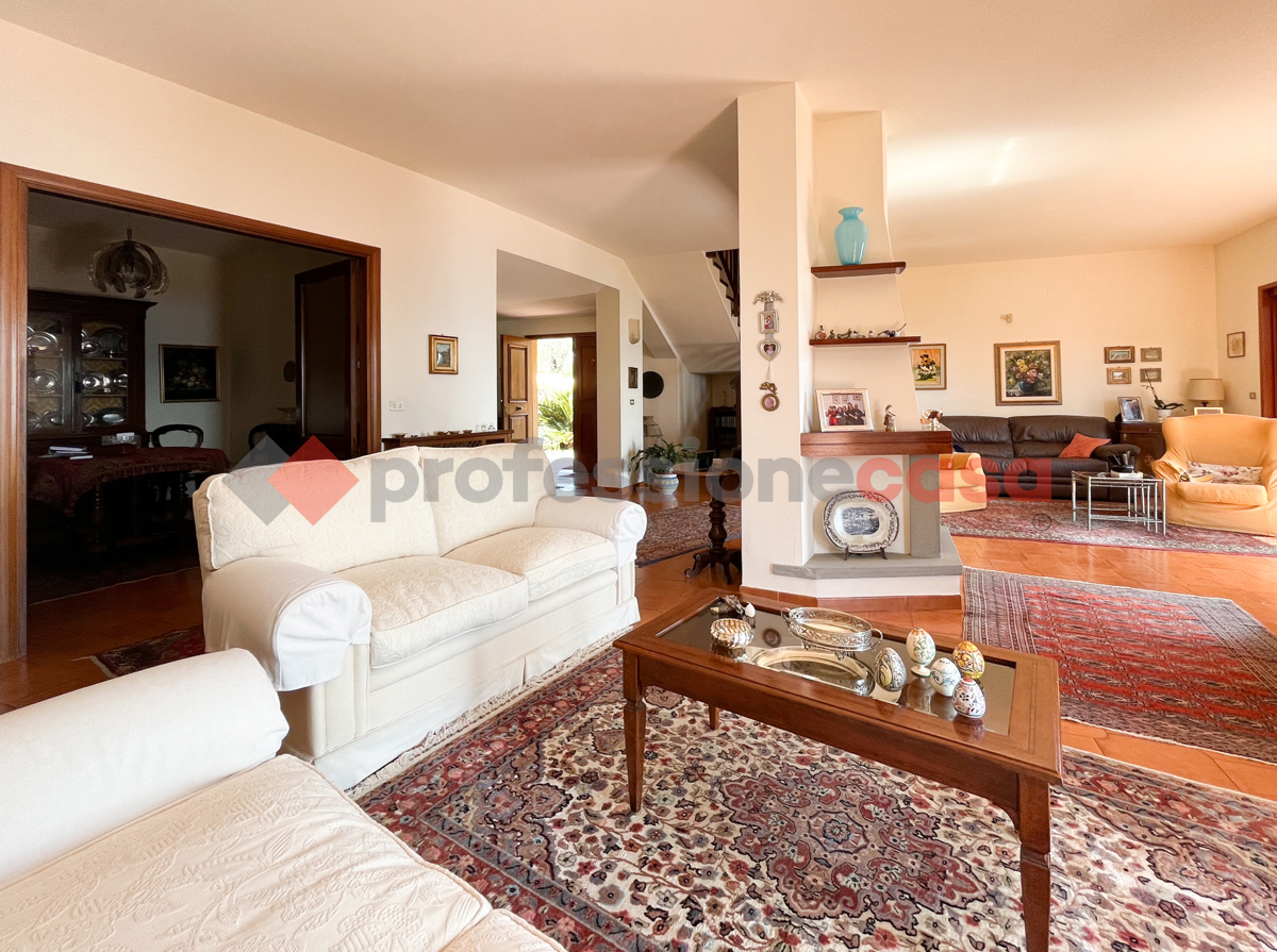 Foto 15 di 51 - Villa in vendita a Milazzo