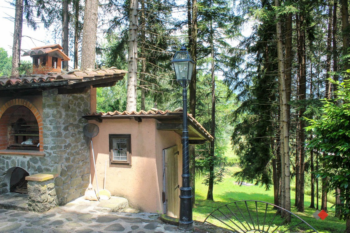 Foto 45 di 49 - Villa in vendita a Castelnuovo Garfagnana