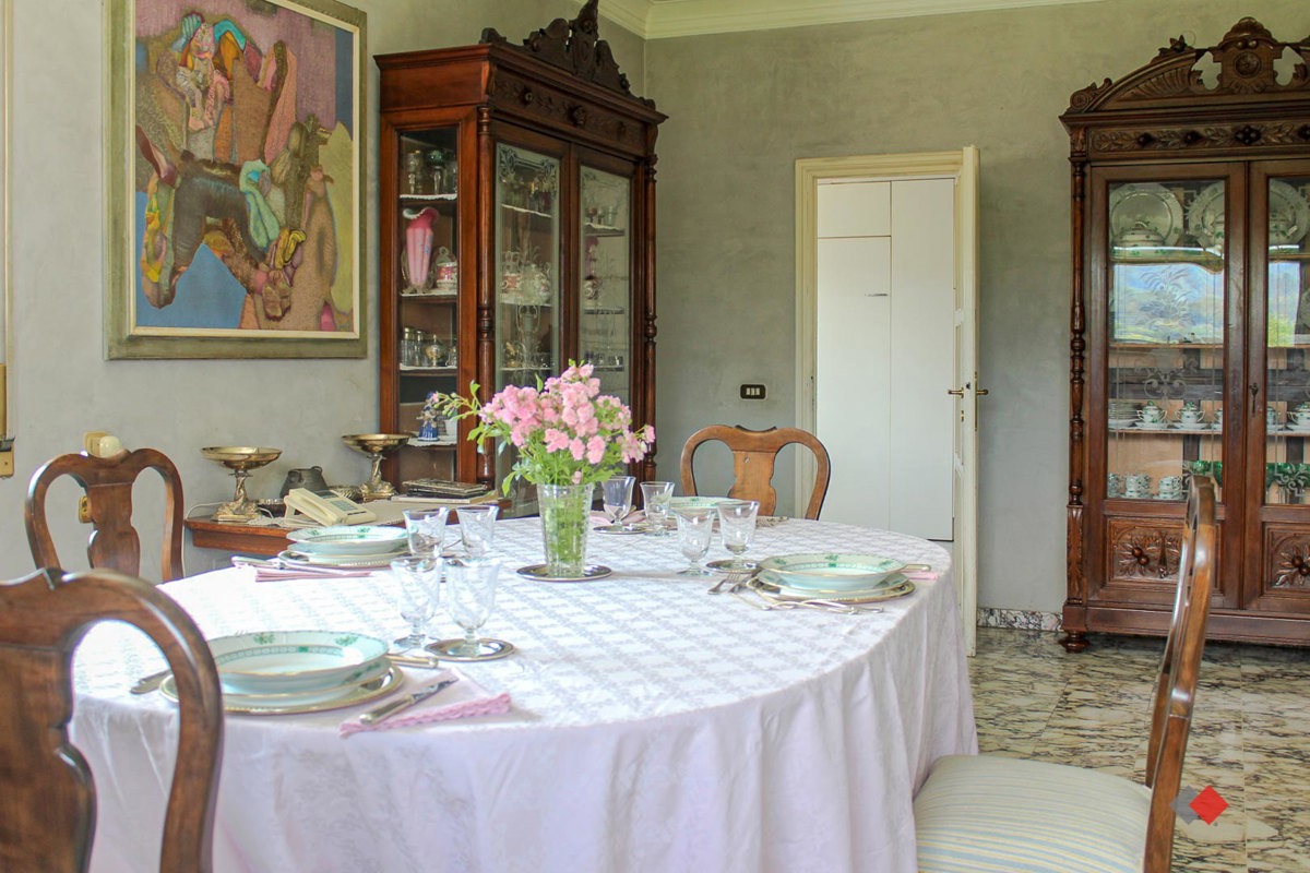 Foto 2 di 49 - Villa in vendita a Castelnuovo Garfagnana