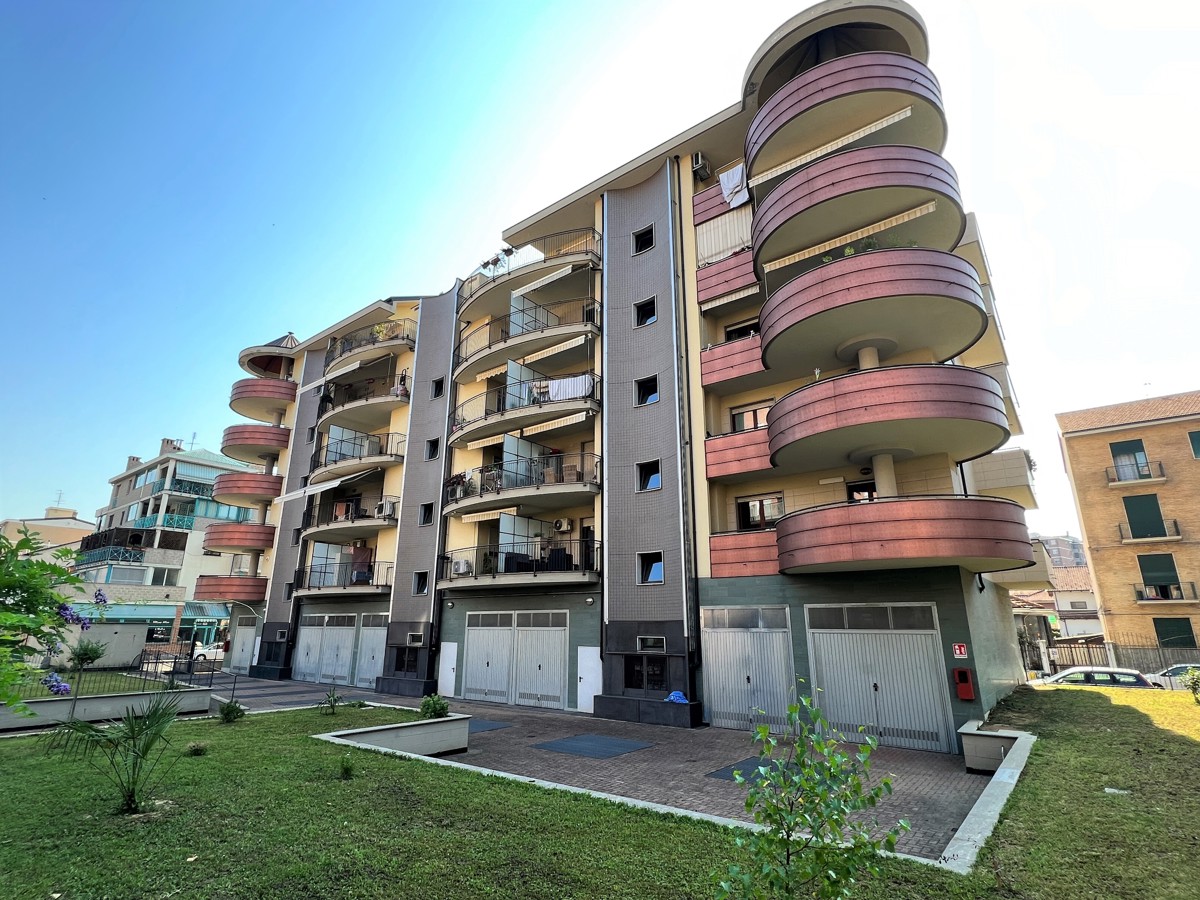 Vendita Quadrilocale Appartamento Torino Via Balestreri, 5 434643