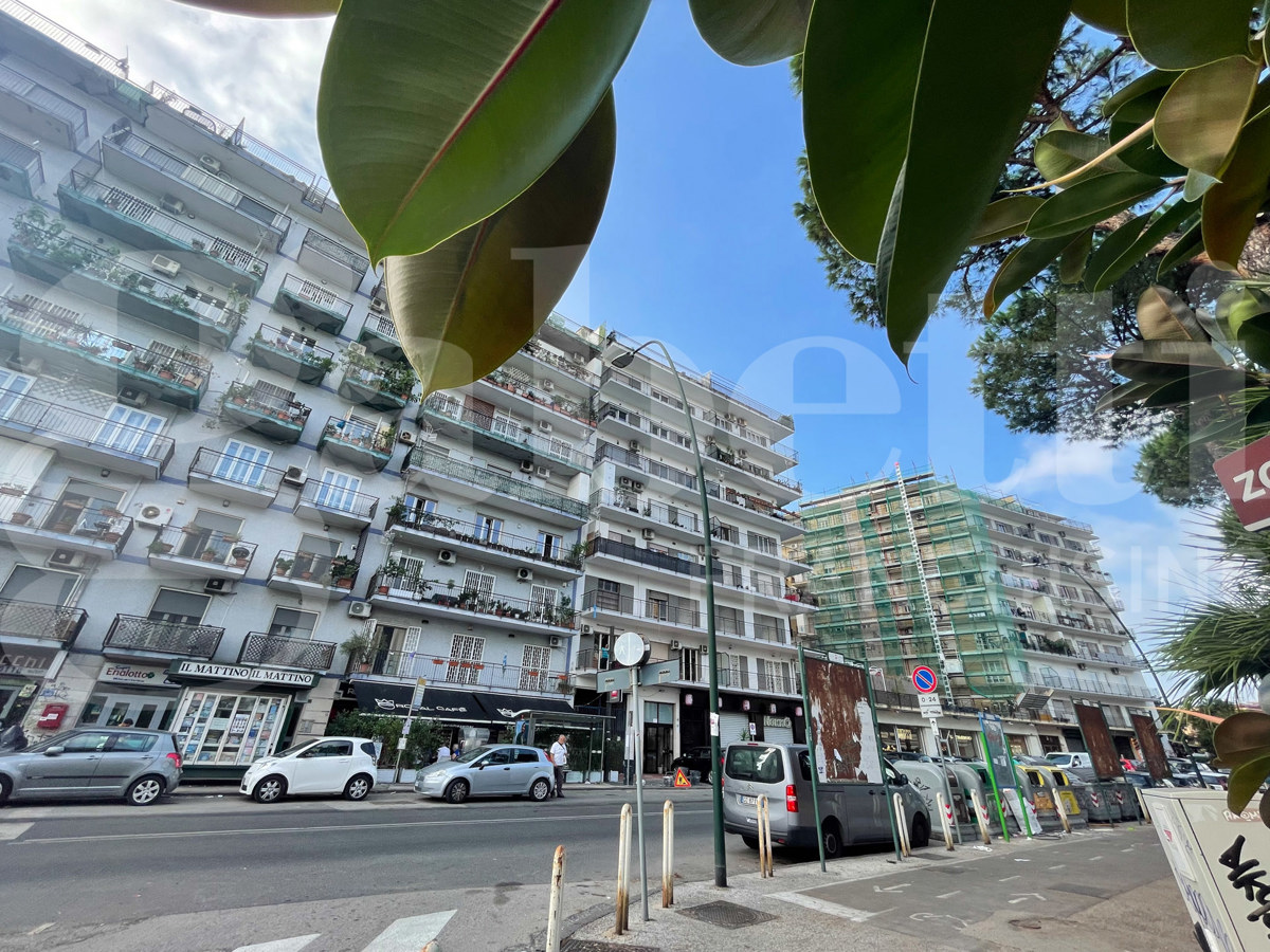 Foto 4 di 25 - Appartamento in vendita a Napoli