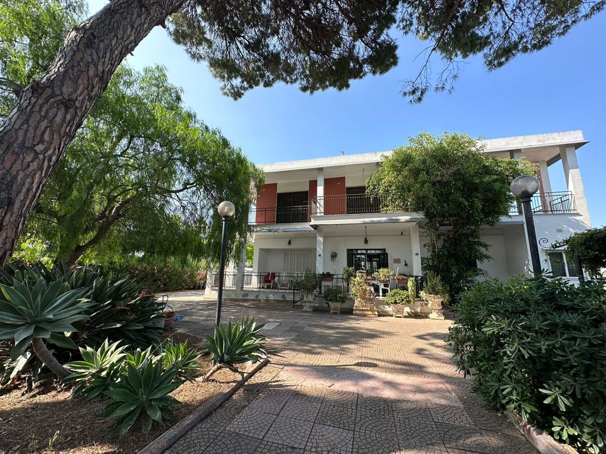 Foto 7 di 44 - Villa in vendita a Taranto