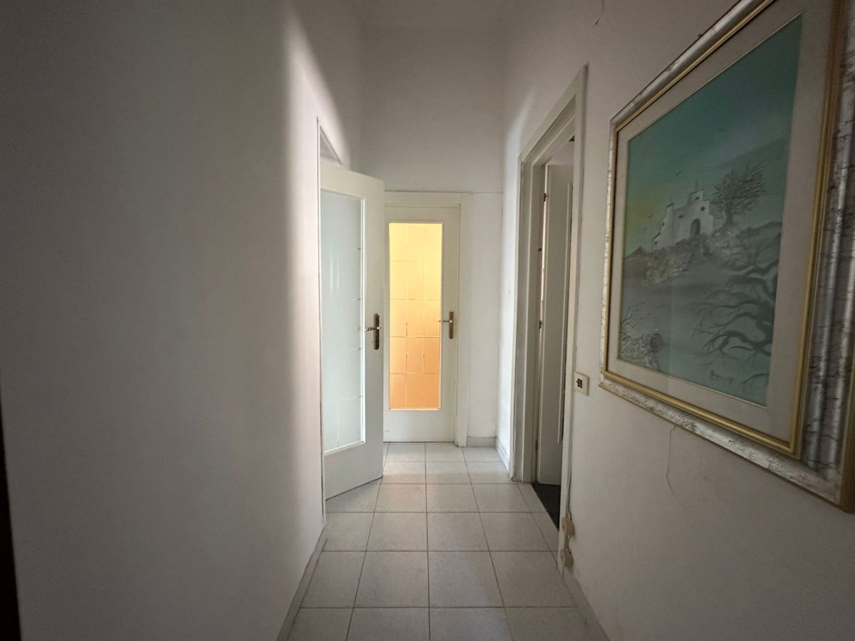 Foto 27 di 44 - Villa in vendita a Taranto