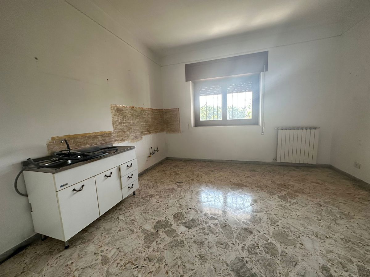 Foto 19 di 44 - Villa in vendita a Taranto