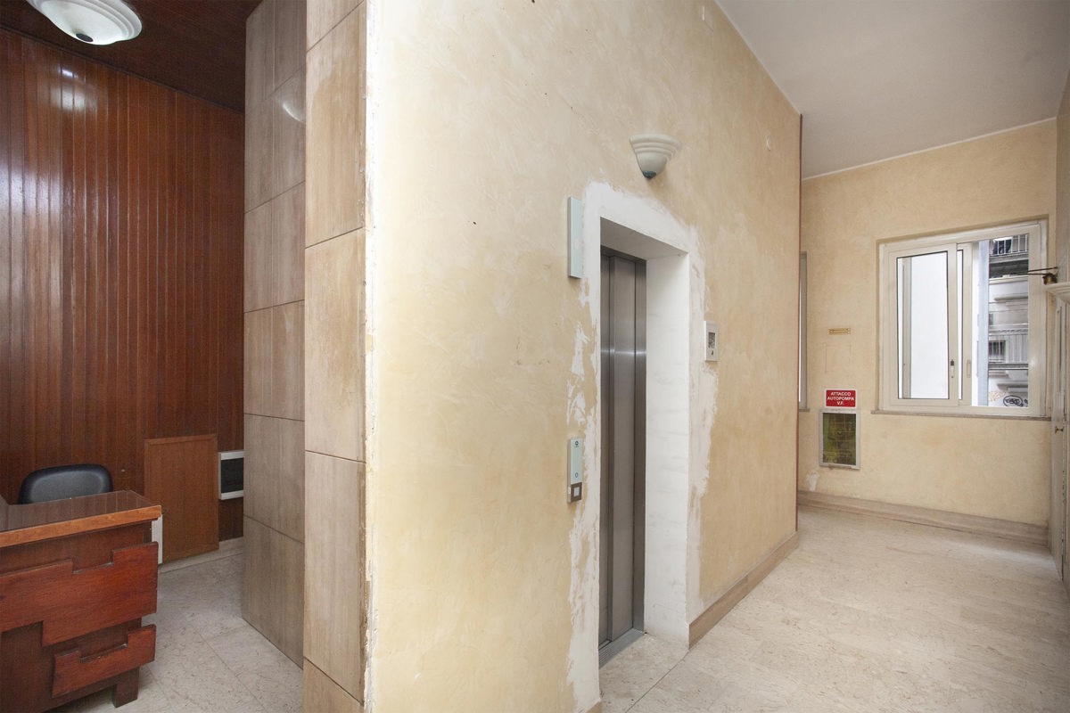 Foto 21 di 25 - Appartamento in vendita a Palermo