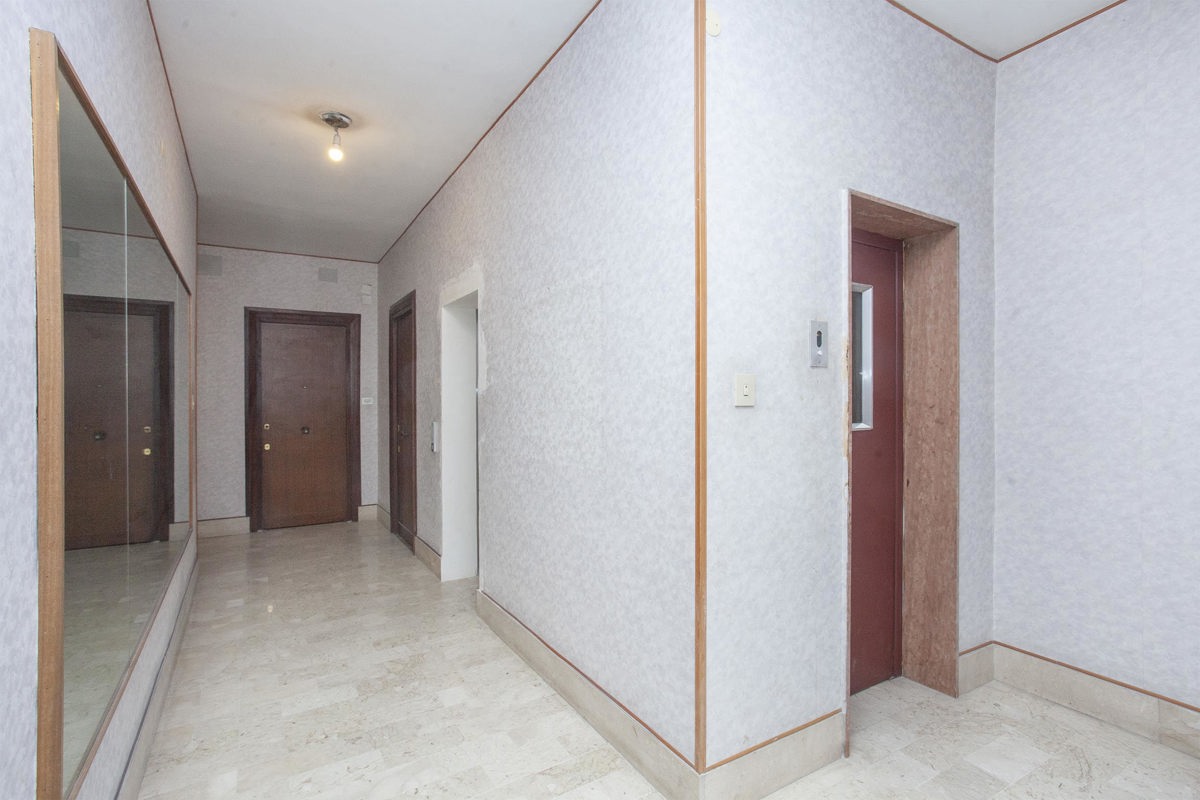 Foto 24 di 25 - Appartamento in vendita a Palermo