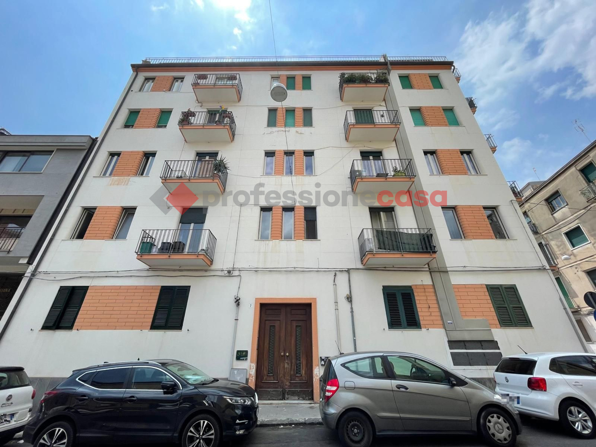 Foto 19 di 20 - Appartamento in vendita a Catania