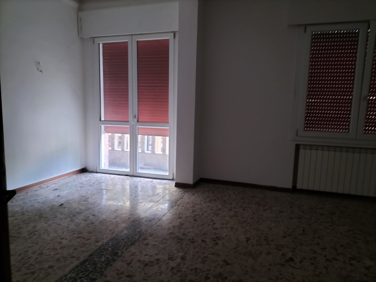 Foto 1 di 32 - Appartamento in vendita a Rovigo