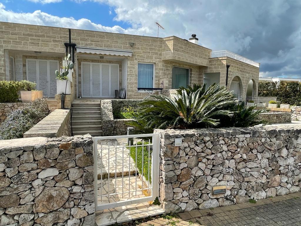 Foto 22 di 26 - Villa a schiera in vendita a Otranto