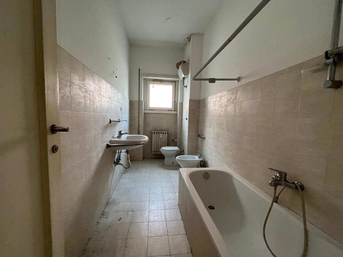 Foto 6 di 11 - Appartamento in vendita a Roma