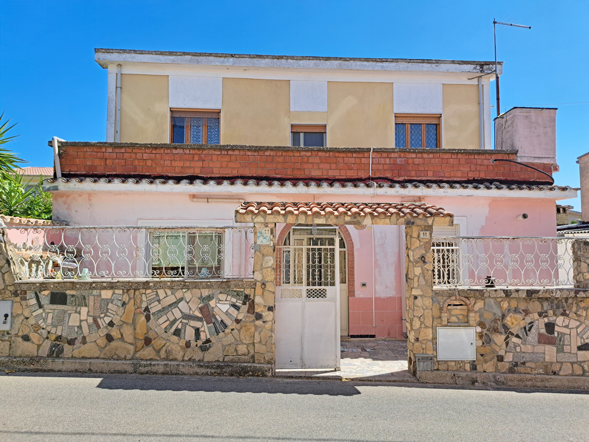 Casa indipendente in vendita a Villamar (CI)