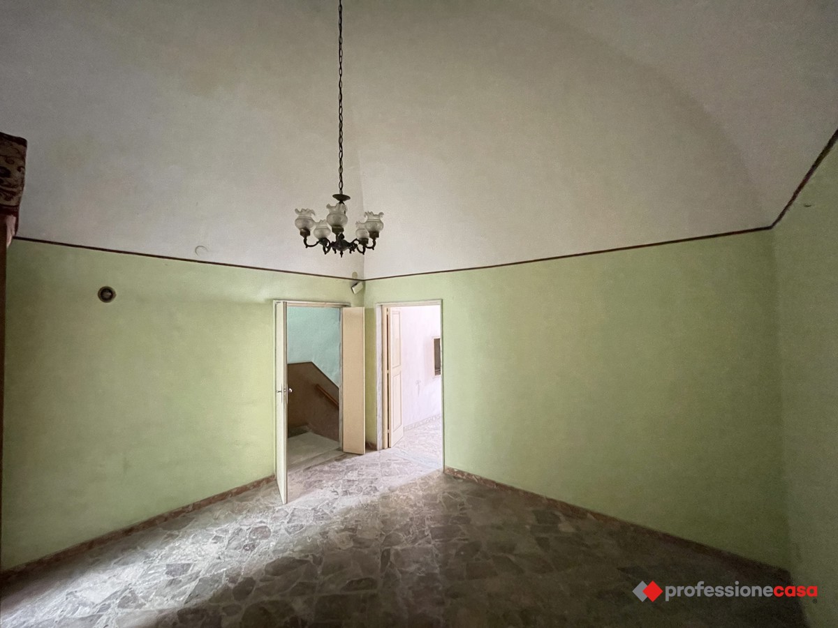 Foto 5 di 14 - Casa indipendente in vendita a Mola di Bari