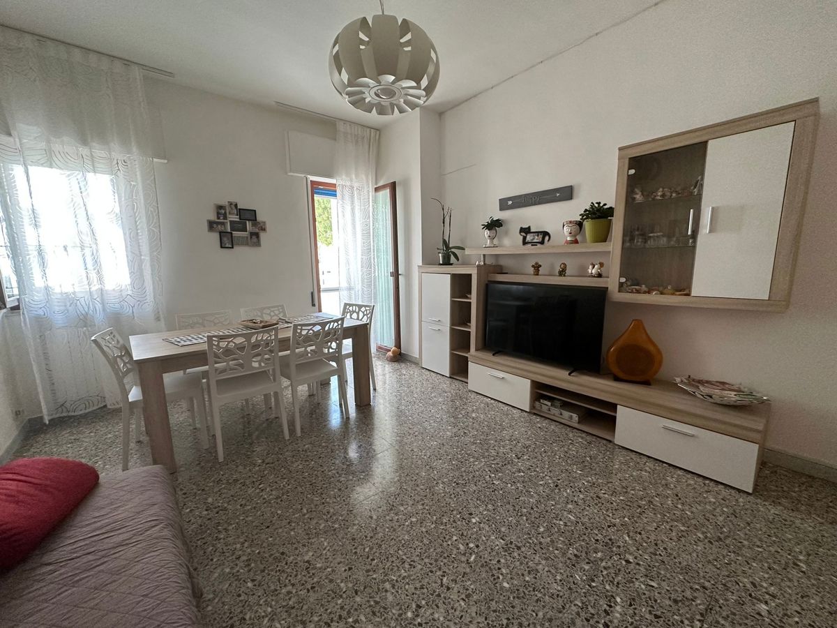 Foto 12 di 48 - Appartamento in vendita a Taranto