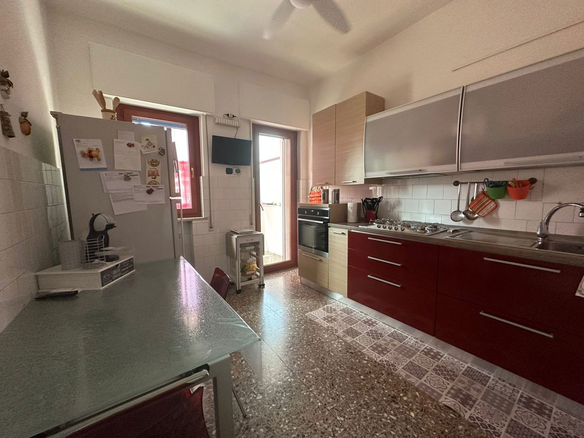 Foto 21 di 48 - Appartamento in vendita a Taranto
