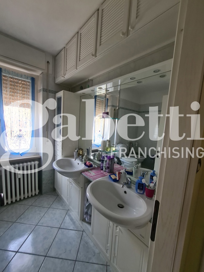 Foto 6 di 8 - Appartamento in vendita a Biella