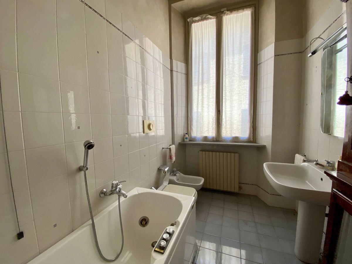 Foto 16 di 48 - Appartamento in vendita a Cremona