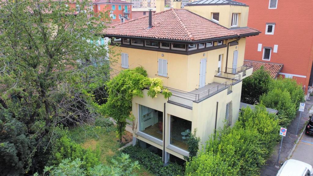 Foto 43 di 54 - Villa in vendita a Bologna